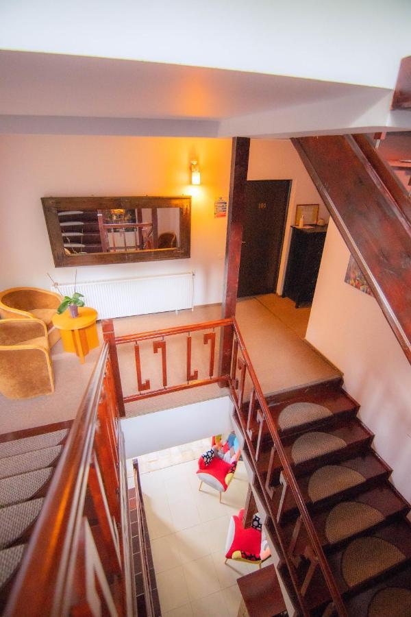 Hunter Vip Villa Reghin Luaran gambar