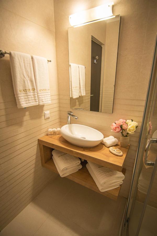 Hunter Vip Villa Reghin Luaran gambar